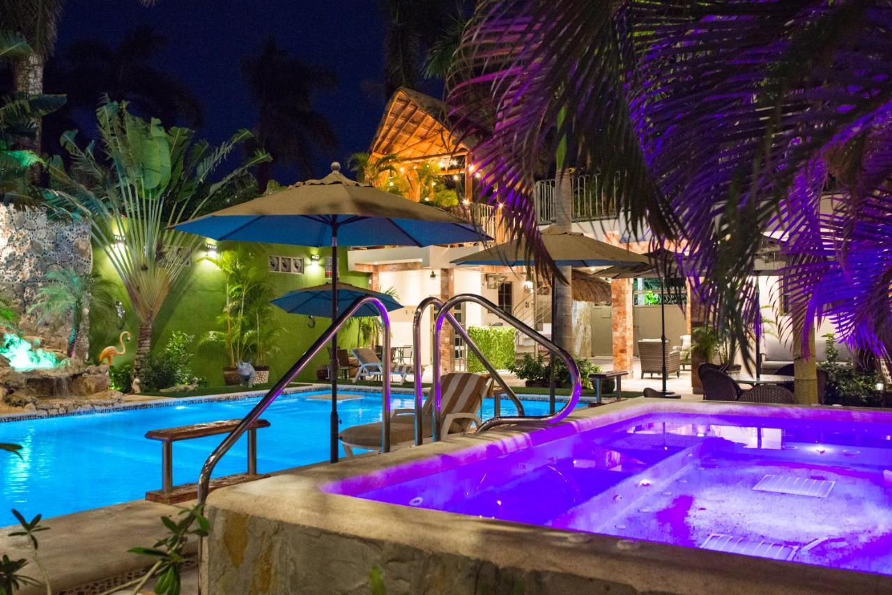 קנקון Alamos Inn Hotel Con Jacuzzi Y Piscina מראה חיצוני תמונה