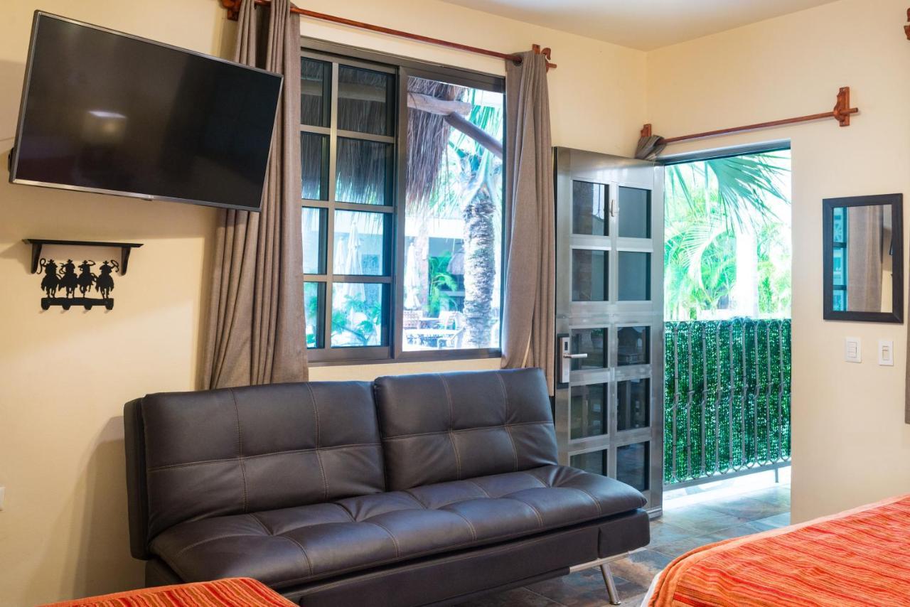 קנקון Alamos Inn Hotel Con Jacuzzi Y Piscina מראה חיצוני תמונה