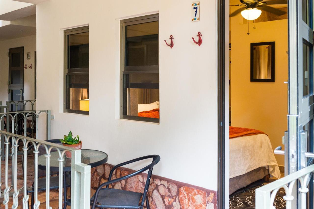 קנקון Alamos Inn Hotel Con Jacuzzi Y Piscina מראה חיצוני תמונה