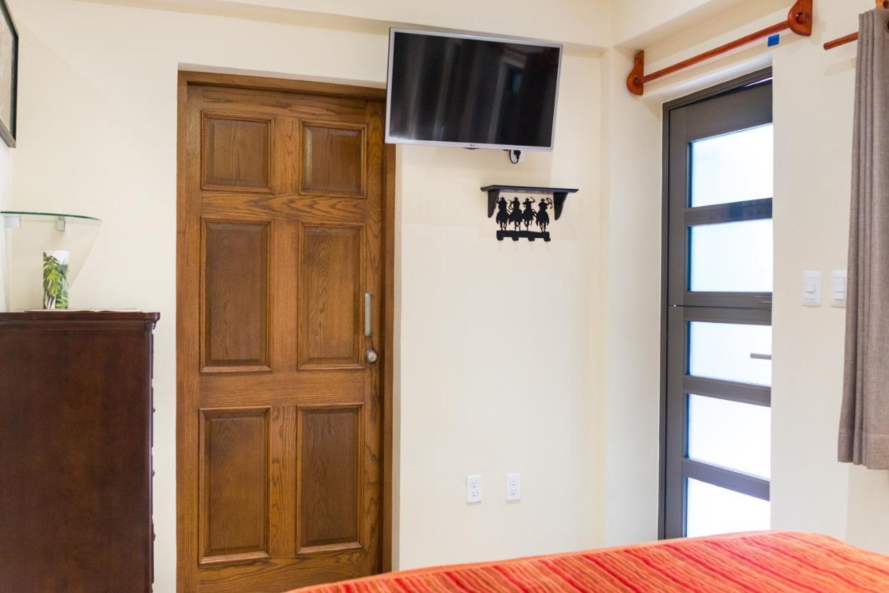 קנקון Alamos Inn Hotel Con Jacuzzi Y Piscina מראה חיצוני תמונה