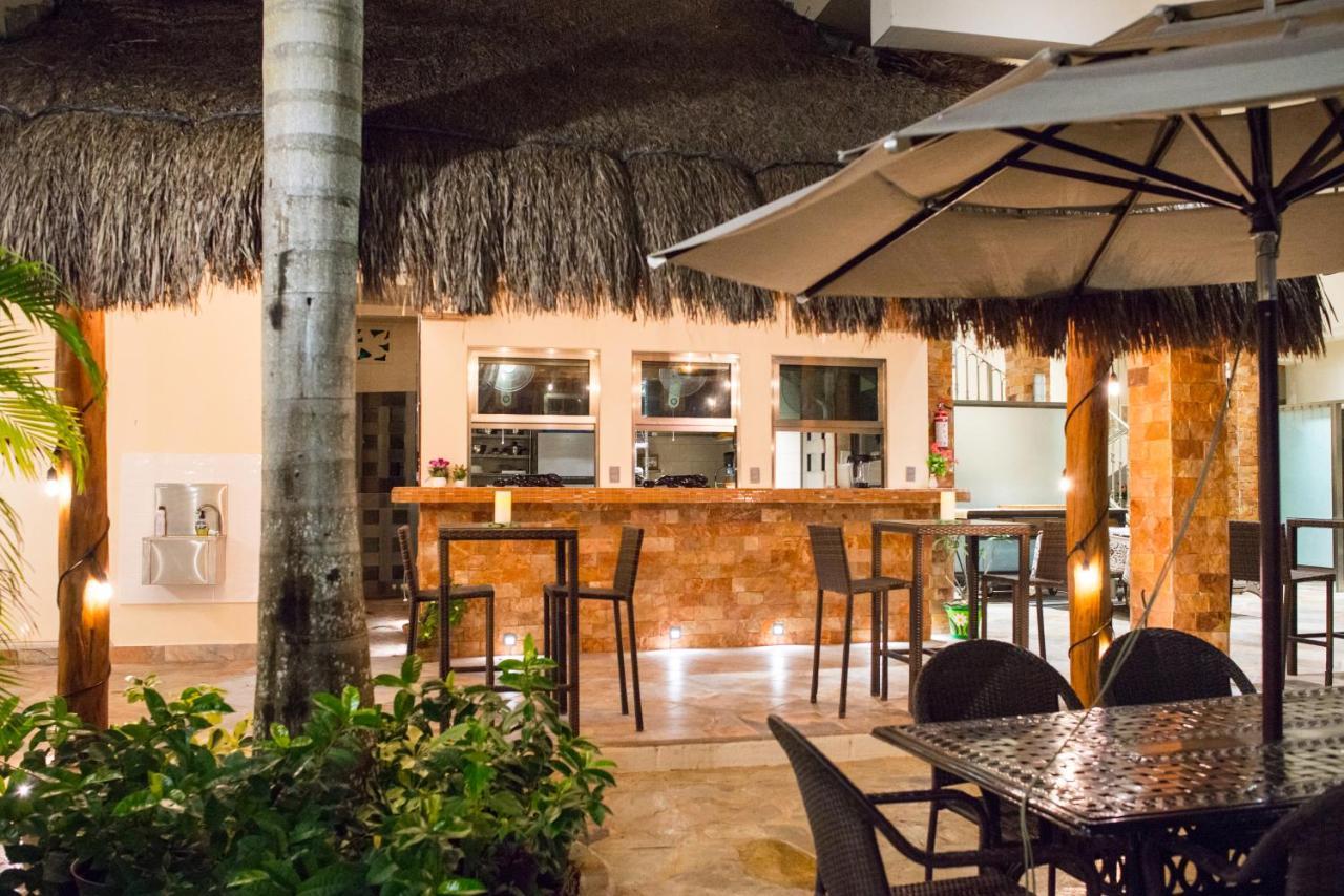 קנקון Alamos Inn Hotel Con Jacuzzi Y Piscina מראה חיצוני תמונה