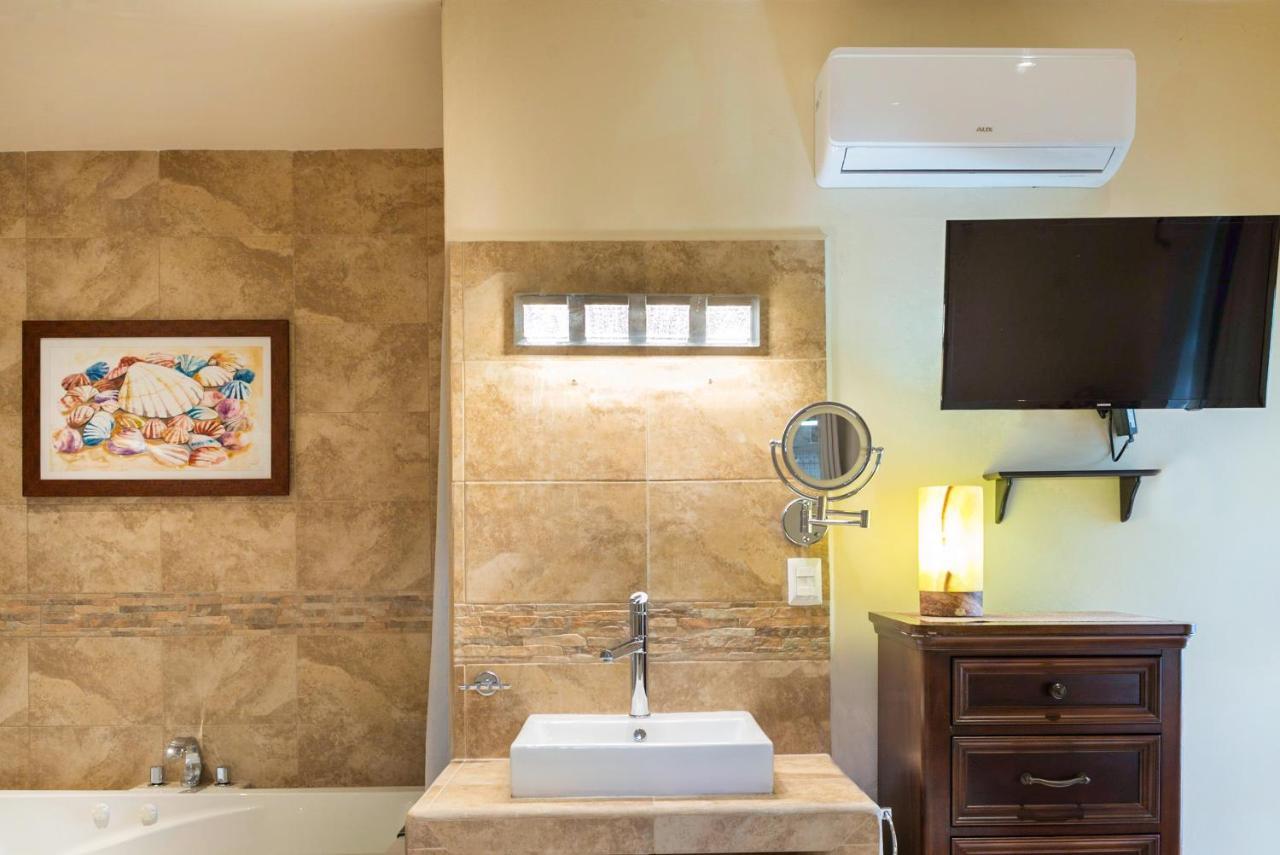 קנקון Alamos Inn Hotel Con Jacuzzi Y Piscina מראה חיצוני תמונה